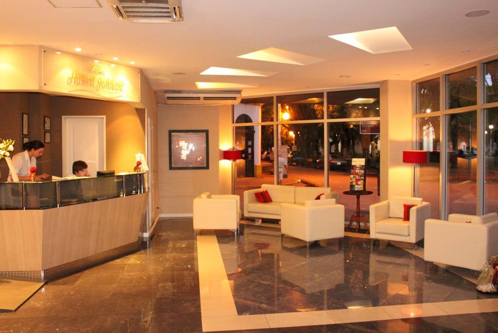 Howard Johnson By Wyndham San Pedro Exterior foto